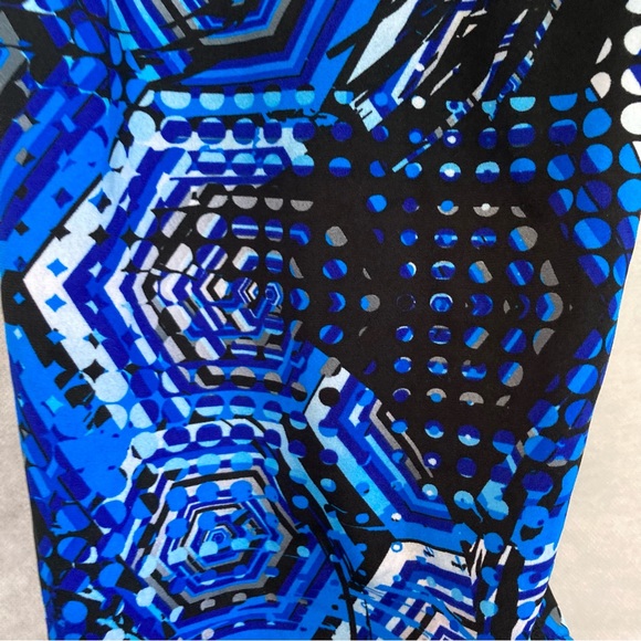 DOLFIN Reliance Bee Hive V Racer Back Blue Black White Womens Size 28 - Picture 11 of 16